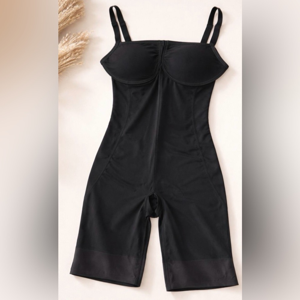 Amazon - Sculpting Black Mid Thigh  Bodysuit